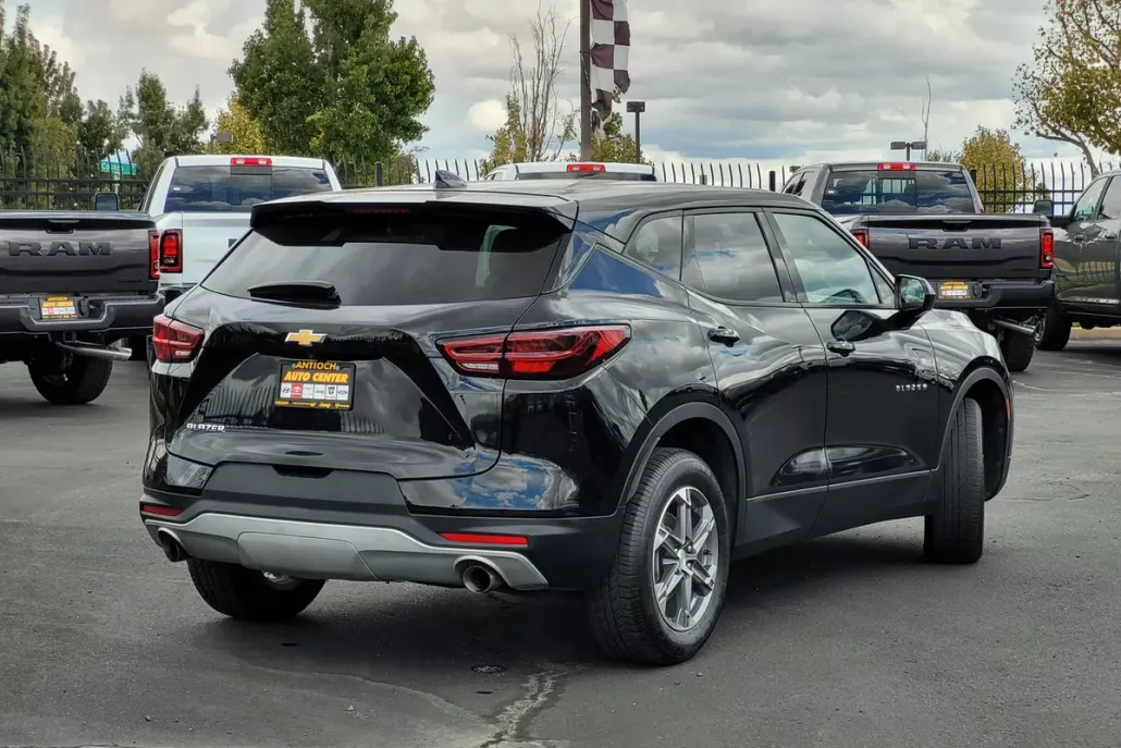 2023 Chevrolet Blazer 2LT photo 1