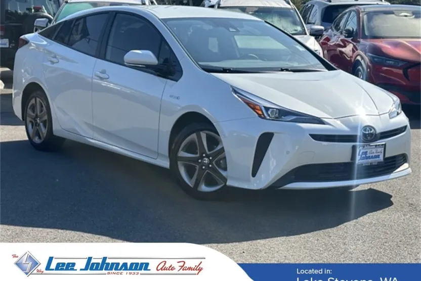 2020 Toyota Prius Limited photo 1