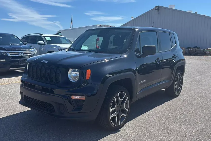 2021 Jeep Renegade Jeepster photo 1