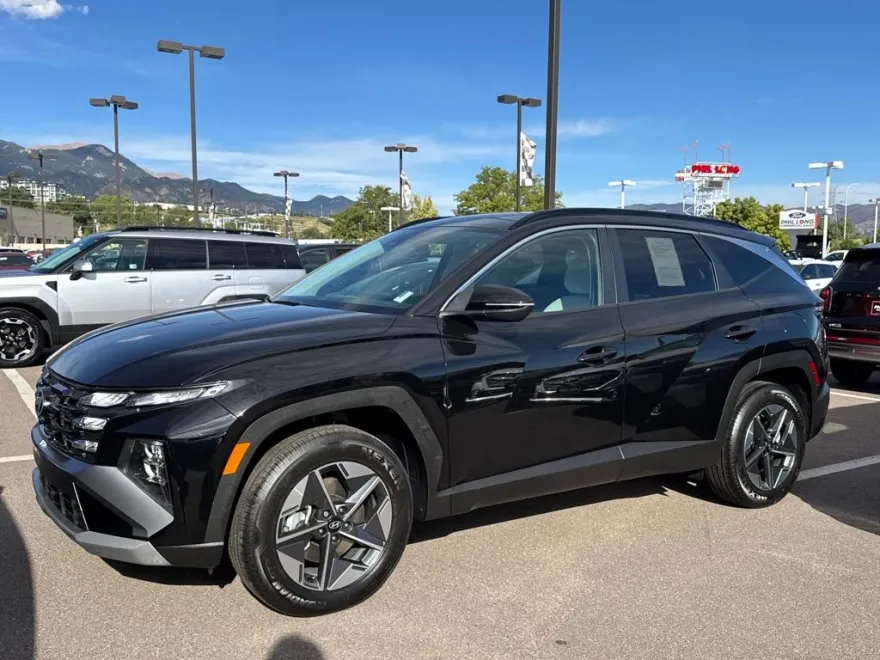 2025 Hyundai Tucson Hybrid SEL Convenience photo 1
