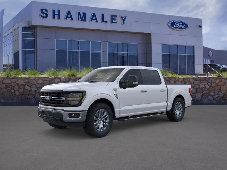 2025 Ford F-150 XLT photo 1