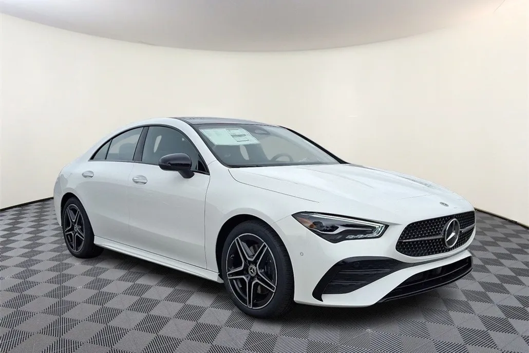 2025 Mercedes Benz CLA 250 4MATIC photo 1