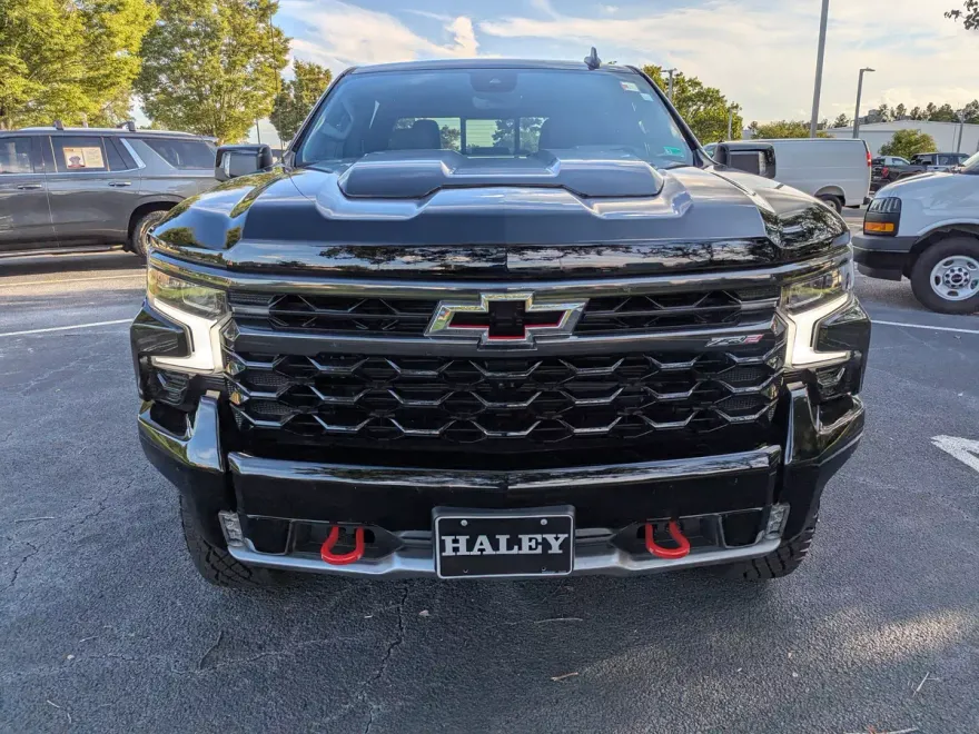 2024 Chevrolet Silverado 1500 ZR2 photo 1