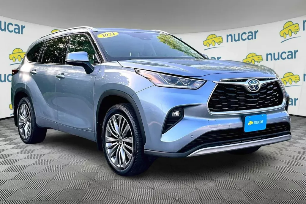 2022 Toyota Highlander Hybrid Platinum photo 1