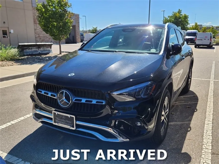 2025 Mercedes Benz GLA 250 4MATIC photo 1