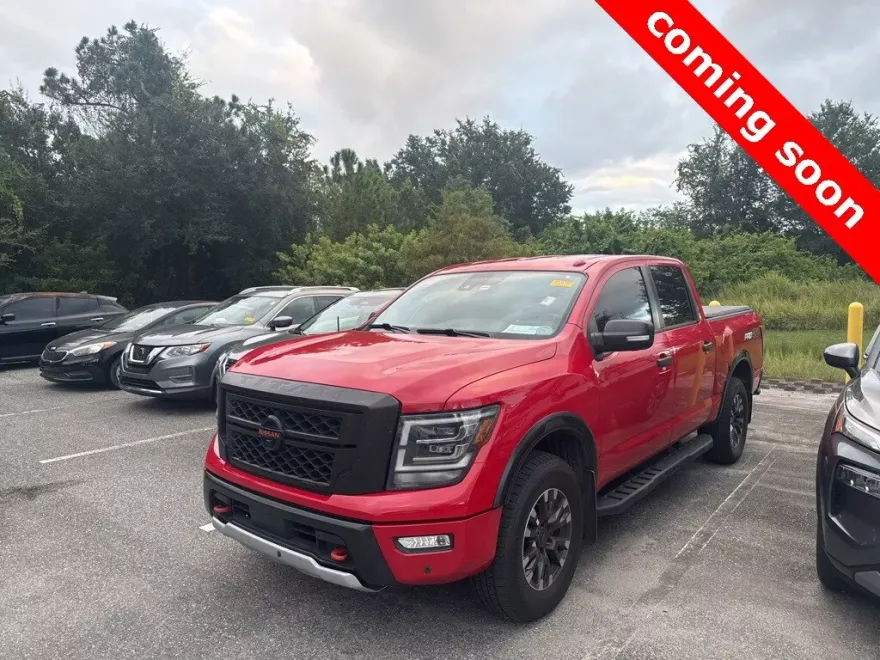 2021 Nissan Titan PRO-4X photo 1