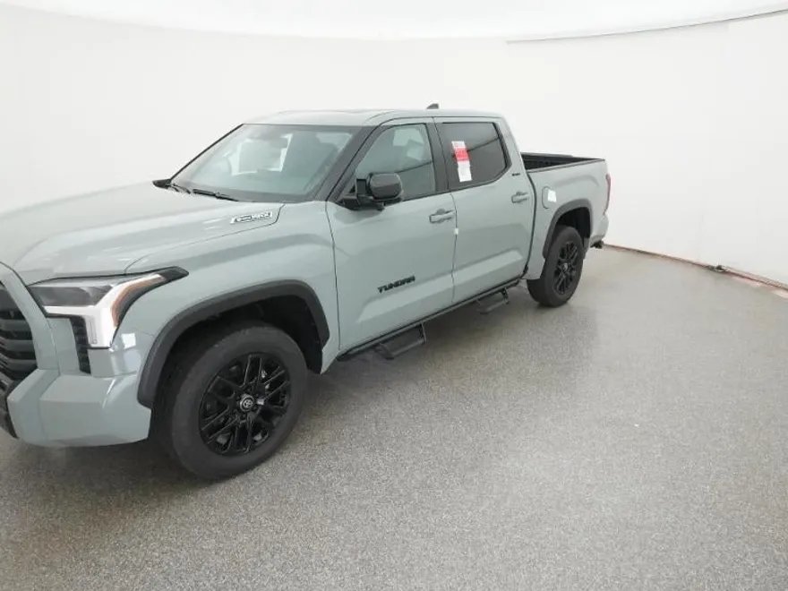 2026 Toyota Tundra Limited photo 1