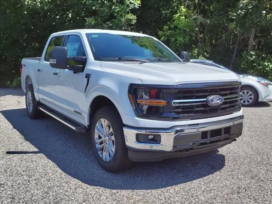 2024 Ford F-150 XLT photo 1