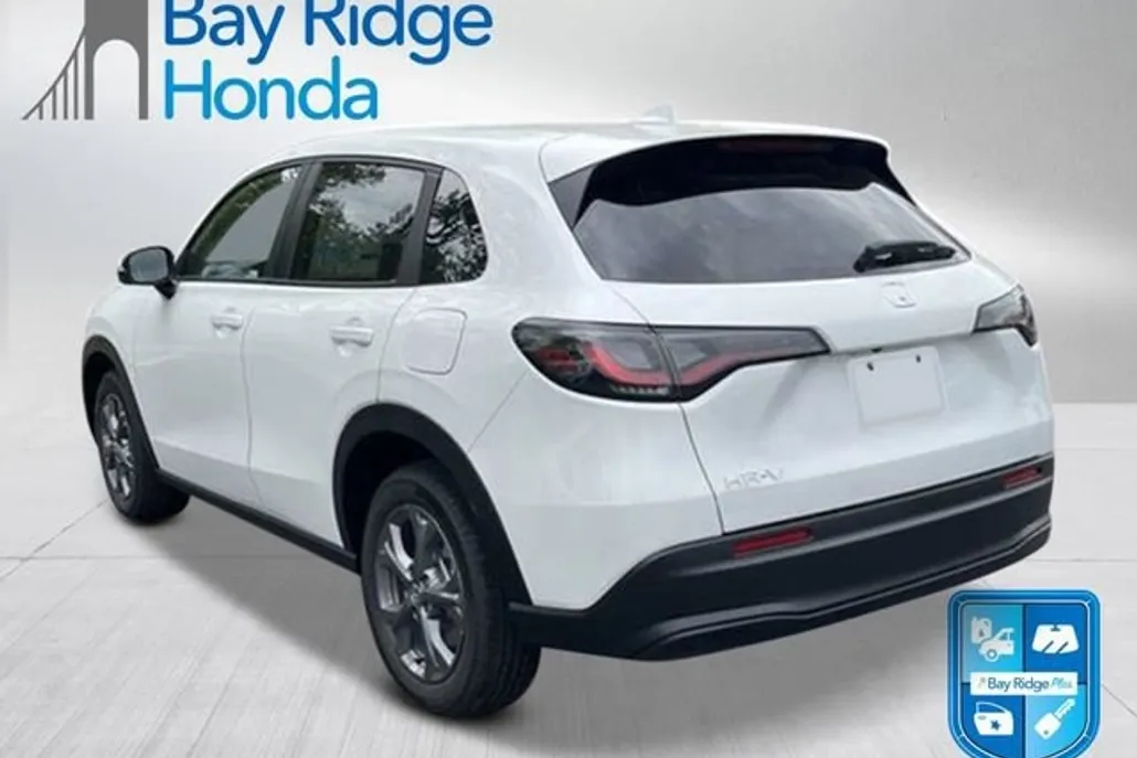 2026 Honda HR-V LX photo 1