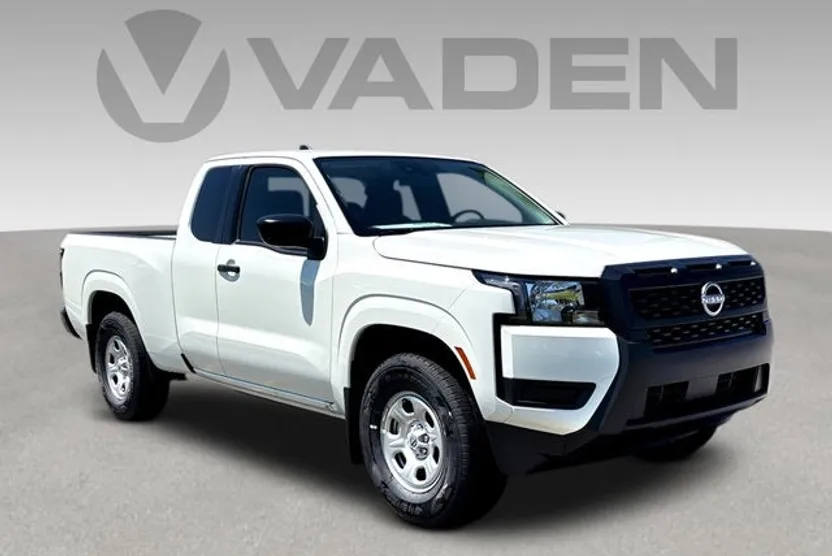 2025 Nissan Frontier S photo 1
