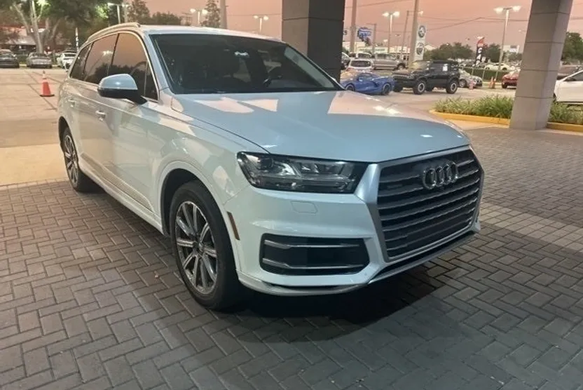 2019 Audi Q7 Premium Plus photo 1