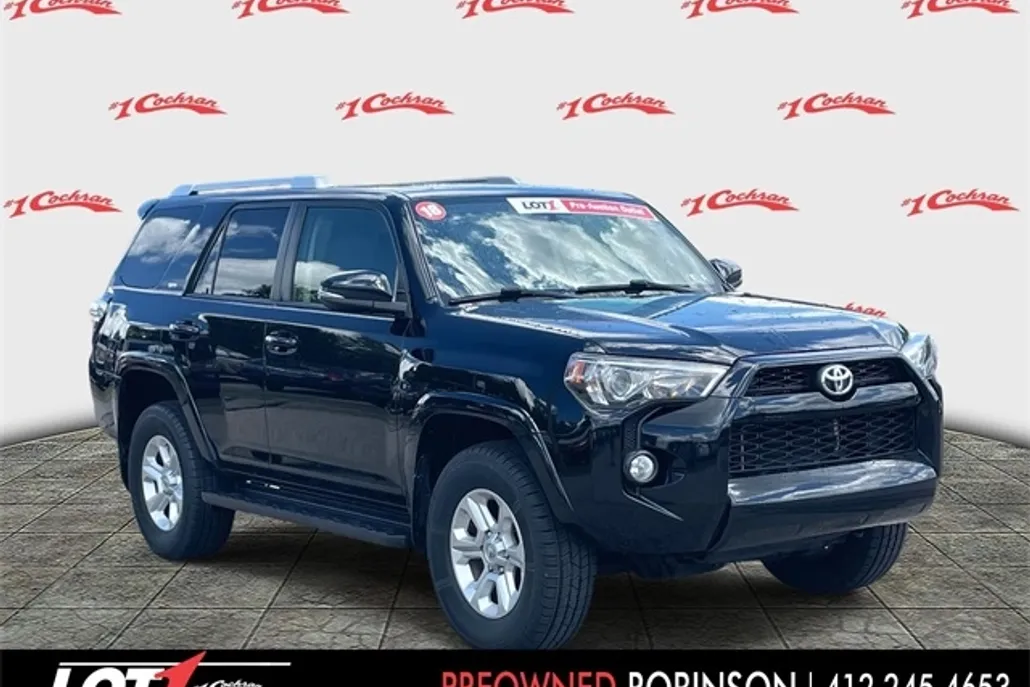 2018 Toyota 4Runner SR5 photo 1