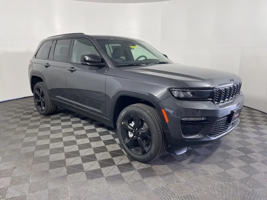 2025 Jeep Grand Cherokee Limited photo 1