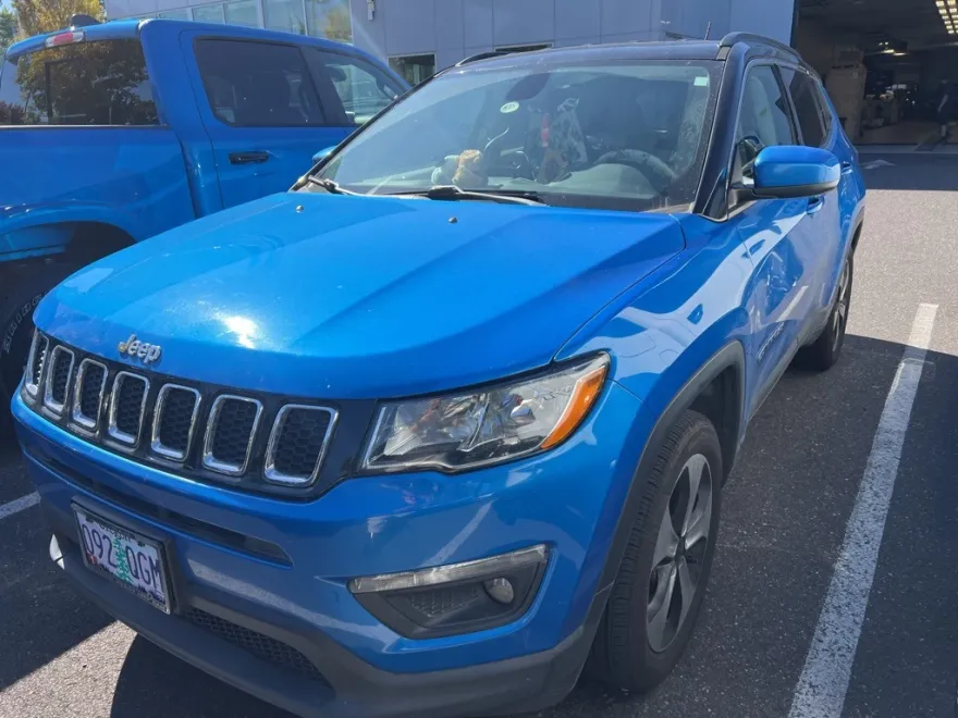 2018 Jeep Compass Latitude photo 1