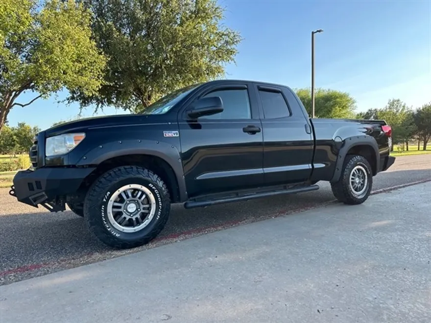 2012 Toyota Tundra Double Cab photo 1