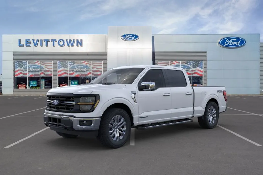 2025 Ford F-150 XLT photo 1