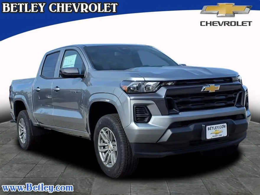 2025 Chevrolet Colorado Work Truck LT photo 1