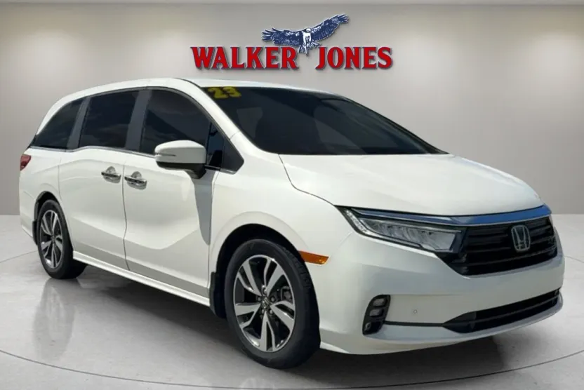 2023 Honda Odyssey Touring photo 1