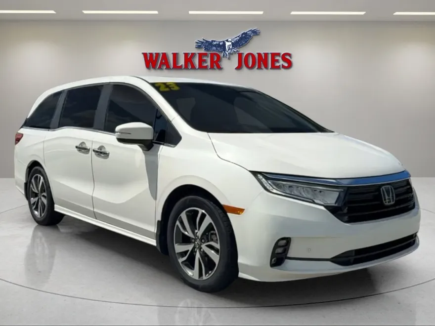 2023 Honda Odyssey Touring photo 1