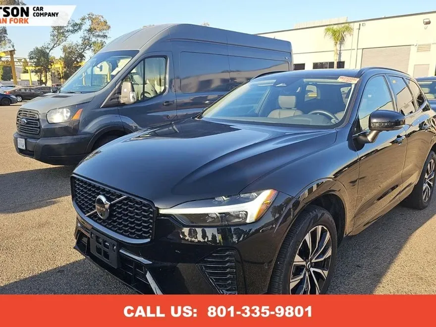 2025 Volvo XC60 B5 Plus photo 1