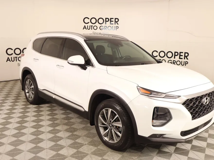2020 Hyundai Santa Fe SEL photo 1