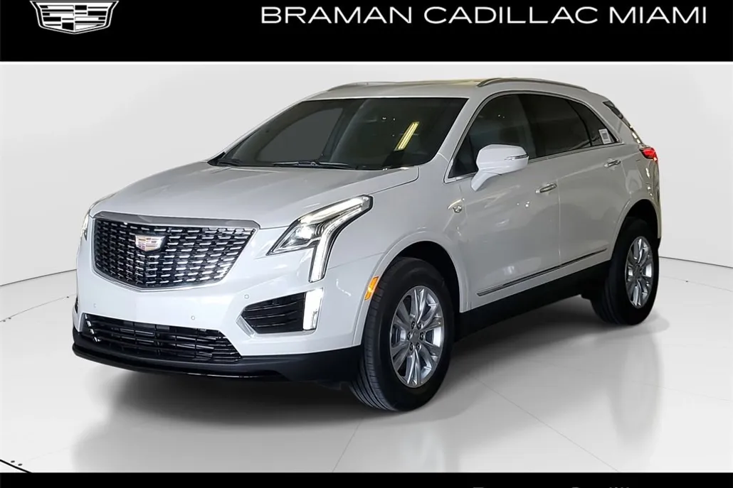 2025 Cadillac XT5 Luxury photo 1