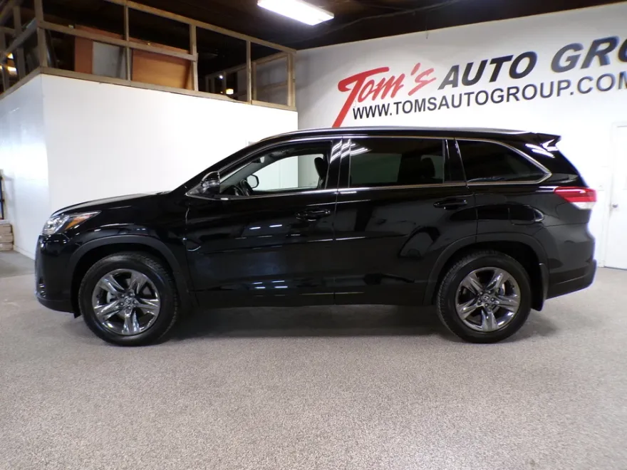 2018 Toyota Highlander Limited photo 1