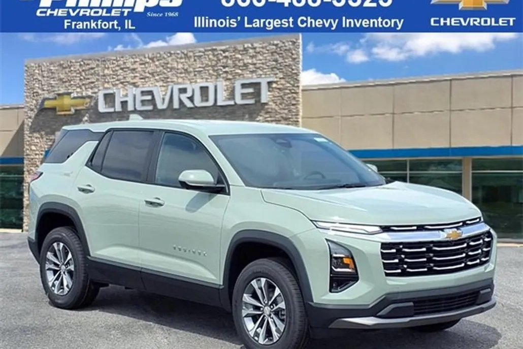 2026 Chevrolet Equinox LT photo 1
