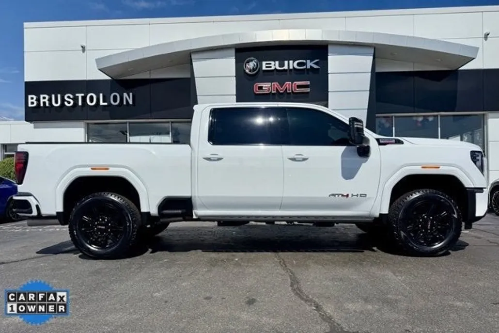 2025 Gmc Sierra 2500 HD AT4 photo 1