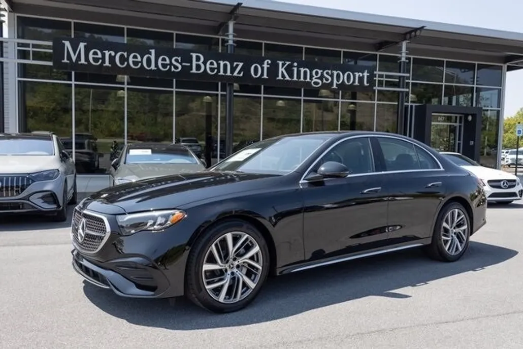 2024 Mercedes Benz E 350 4MATIC photo 1
