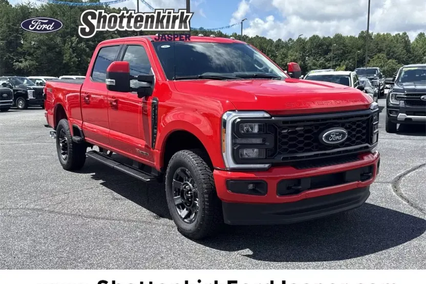 2023 Ford F-250 Lariat photo 1