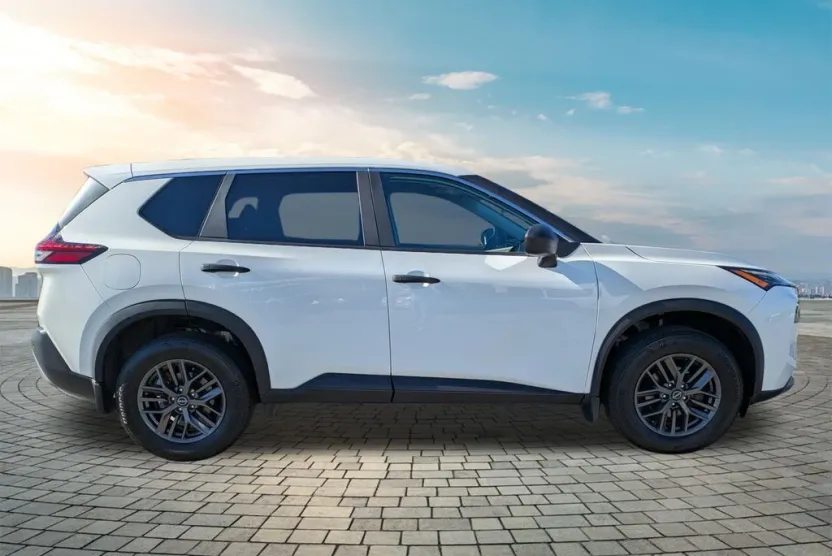 2023 Nissan Rogue S photo 1
