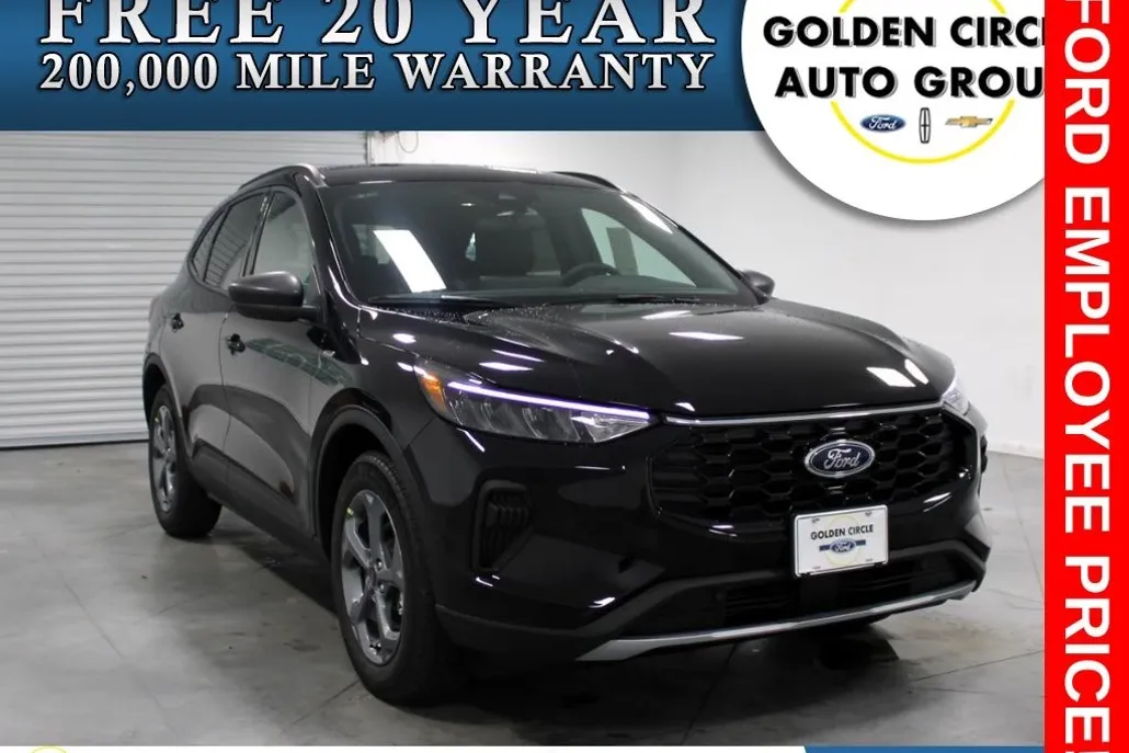 2025 Ford Escape ST-Line photo 1