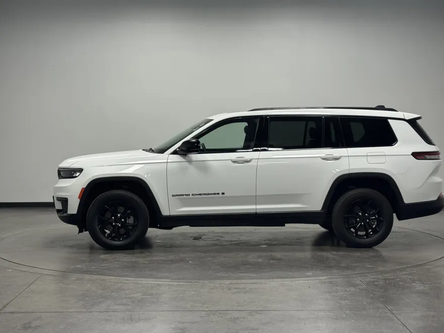 2024 Jeep Grand Cherokee Altitude X photo 1