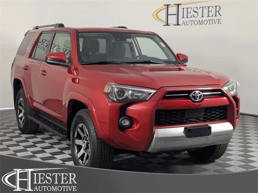 2024 Toyota 4Runner TRD Off-Road photo 1