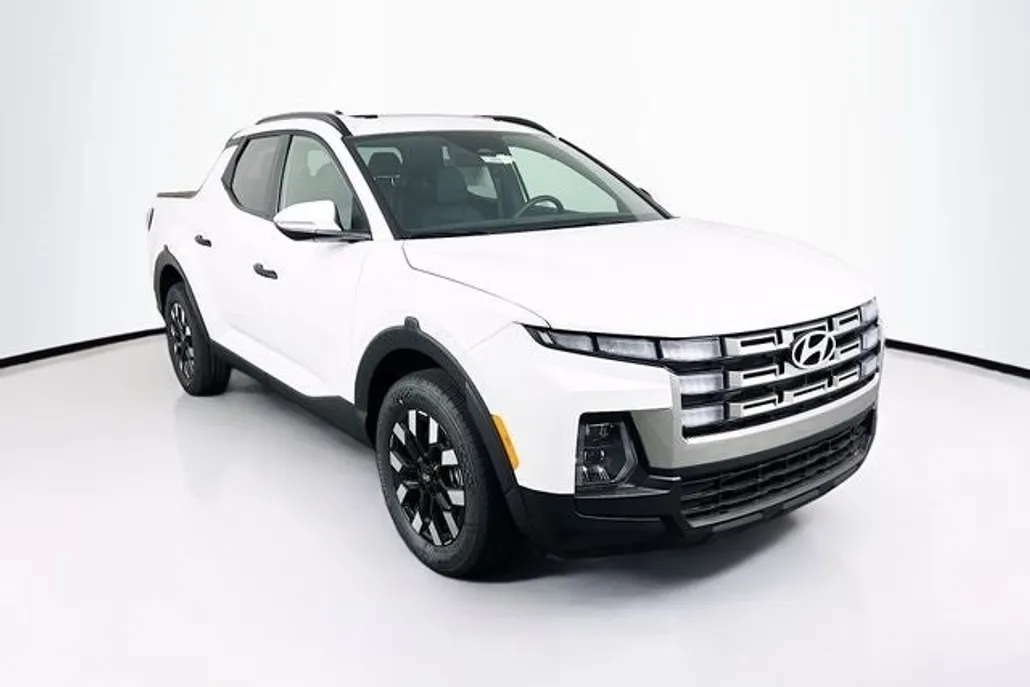 2025 Hyundai Santa Cruz SEL Activity photo 1