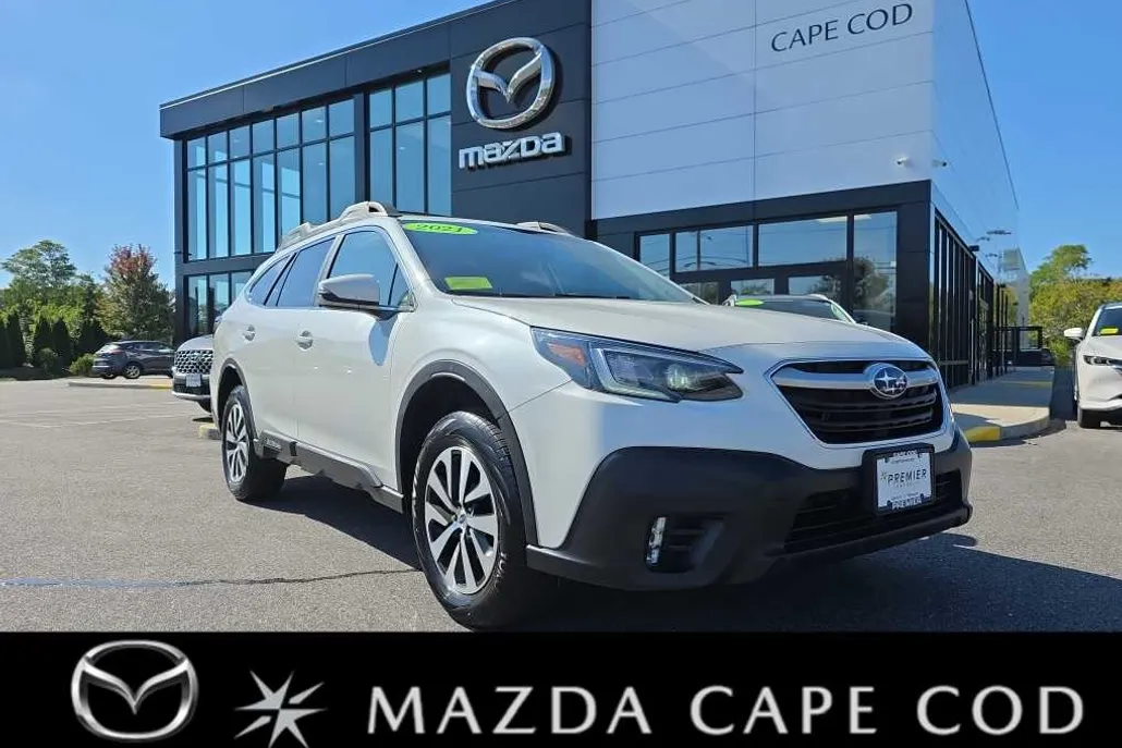 2021 Subaru Outback Premium photo 1
