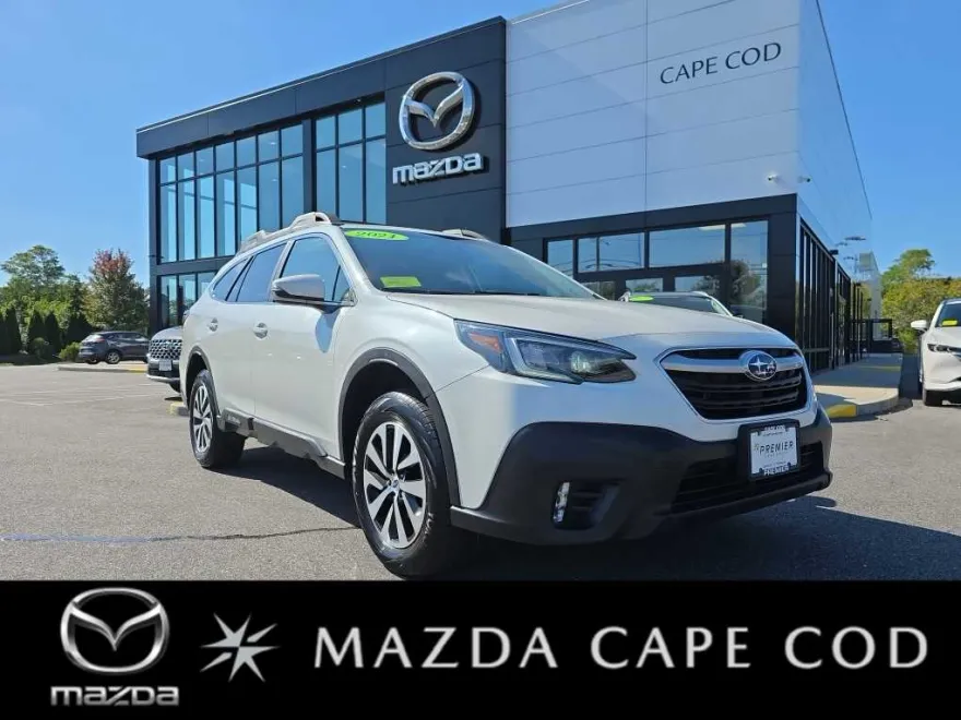 2021 Subaru Outback Premium photo 1