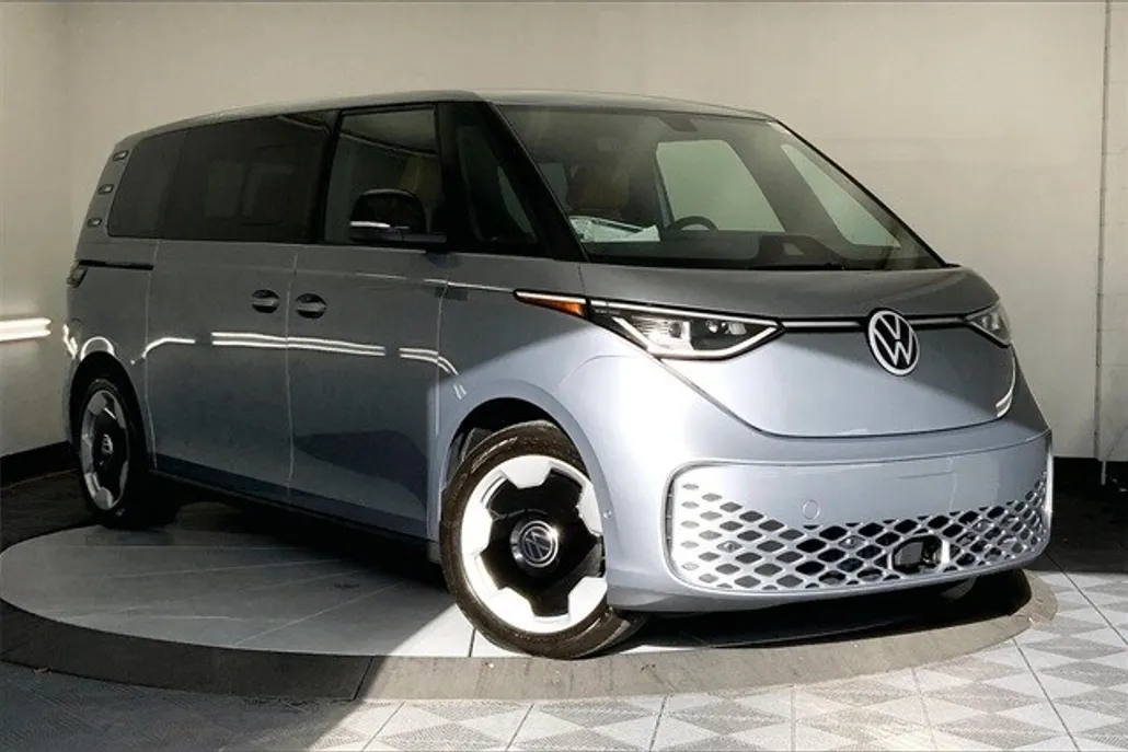 2025 Volkswagen ID. Buzz Pro S photo 1