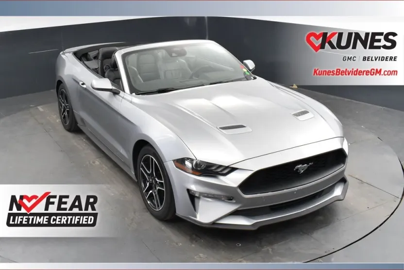 2022 Ford Mustang EcoBoost Premium photo 1