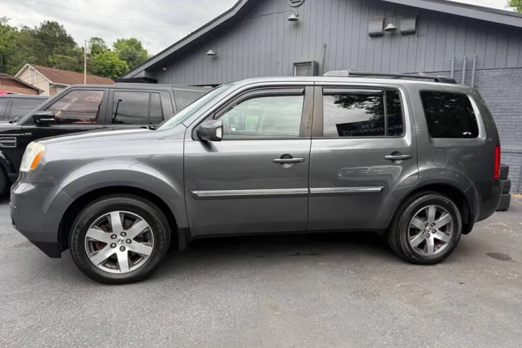 2013 Honda Pilot Touring photo 1