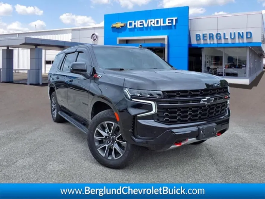 2023 Chevrolet Tahoe Z71 photo 1