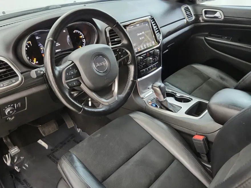 2021 Jeep Grand Cherokee Laredo X photo 1