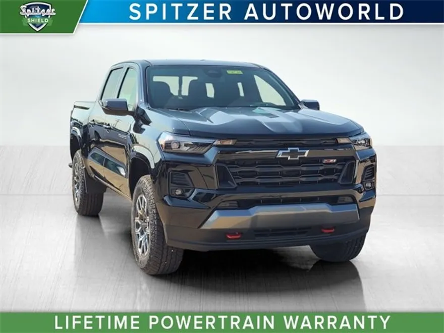2025 Chevrolet Colorado Z71 photo 1
