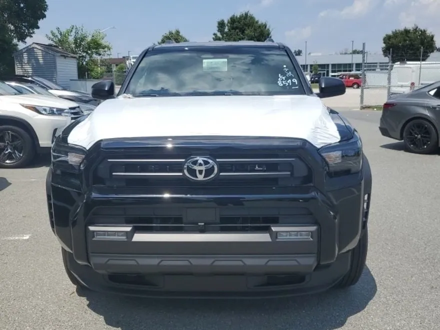 2025 Toyota 4Runner SR5 photo 1