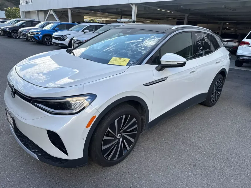 2023 Volkswagen ID.4 Pro Plus photo 1