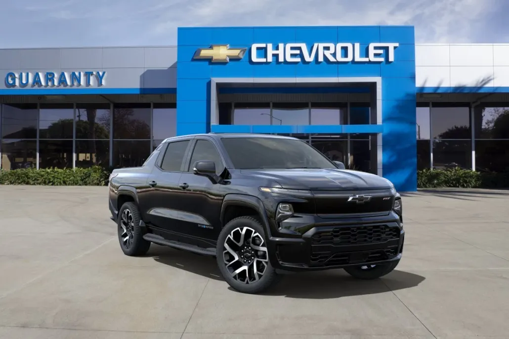 2024 Chevrolet Silverado EV RST photo 1
