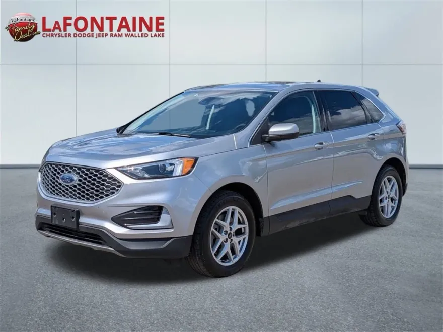2024 Ford Edge SEL photo 1