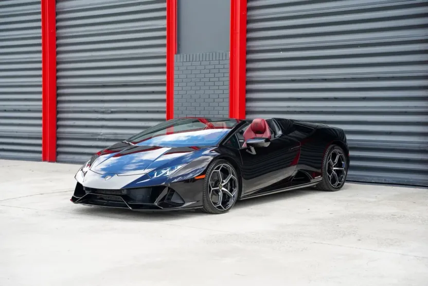 2020 Lamborghini Huracan Evo Base photo 1