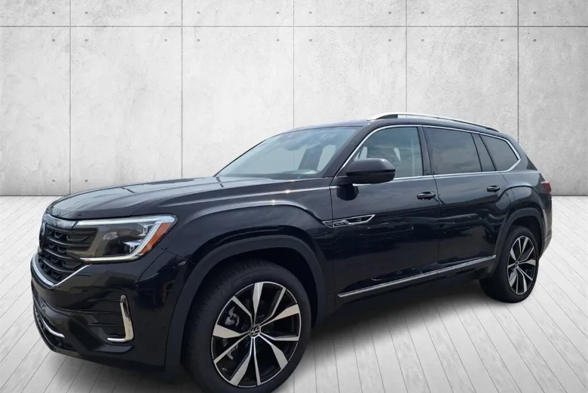 2025 Volkswagen Atlas SEL Premium R-Line photo 1